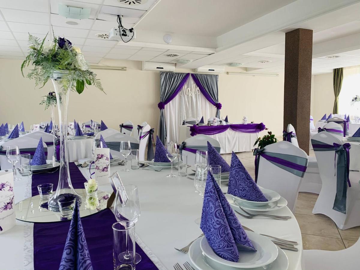 Granada Conference, Wellness And Sport Hotel แก็ชแกเมต ภายนอก รูปภาพ