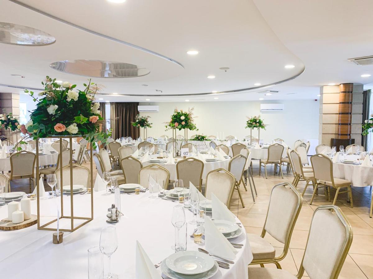 Granada Conference, Wellness And Sport Hotel แก็ชแกเมต ภายนอก รูปภาพ