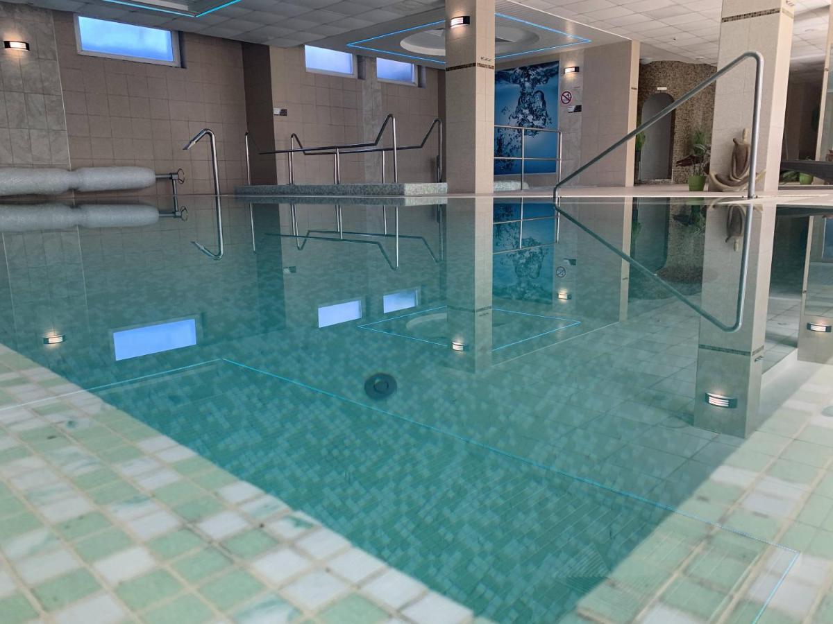 Granada Conference, Wellness And Sport Hotel แก็ชแกเมต ภายนอก รูปภาพ